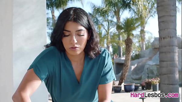 Gorgeouse and horny client enjoy deep pussy massage and clit licking – Vanna Bardot, Jasmine Sherni