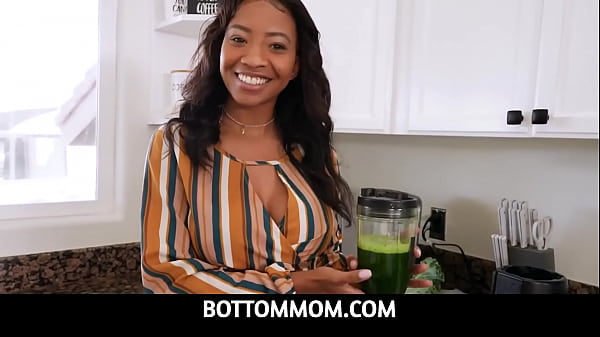 BottomMom – Ebony MILF fitness stepmom September Reign tasting stepsons big white dick