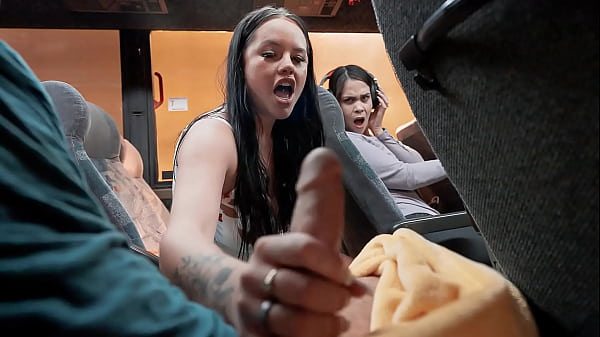 Sneaky Sex on the Public Bus – PervTeen