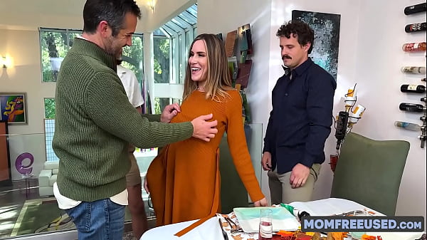 Step Mom’s Thanksgiving Gangbang – Aderes Quin, Robby Echo, Donnie Rock, Axel Haze