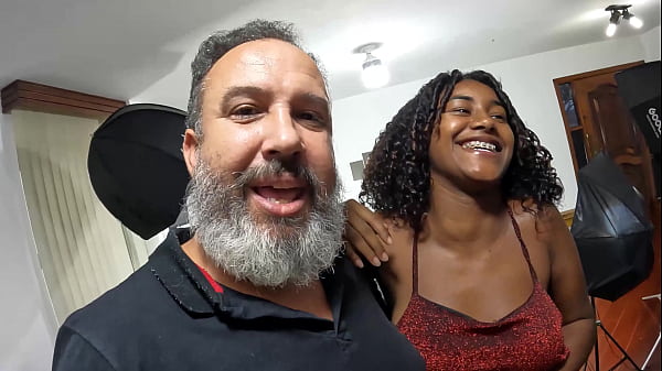 A novinha voltou e virou na casa com muita putaria – Giovanna Martinelly