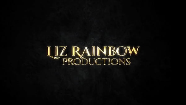 A Liz in Wonderland – The Tea Time