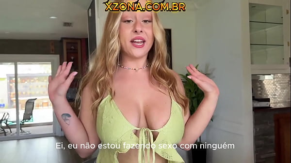 Espiando e gozando na minha meia-irmã peituda – Legendado